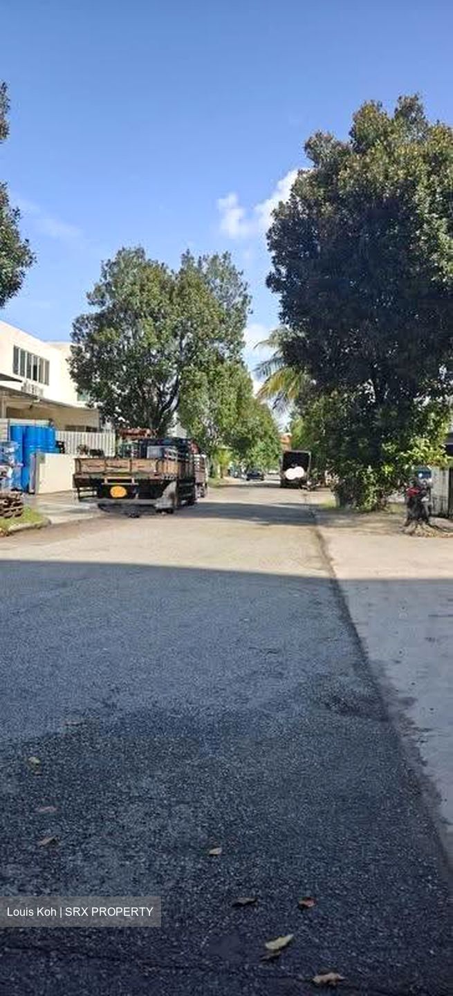 Tuas South Avenue 8 (D22), Factory #613729681